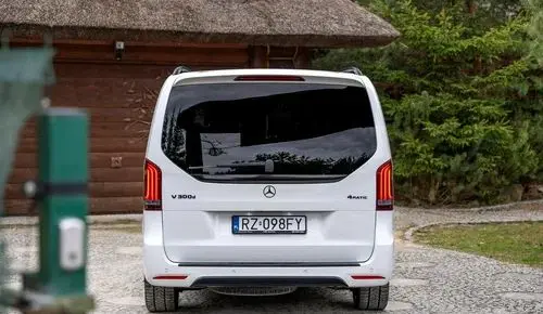 MERCEDES-BENZ Klasa V 