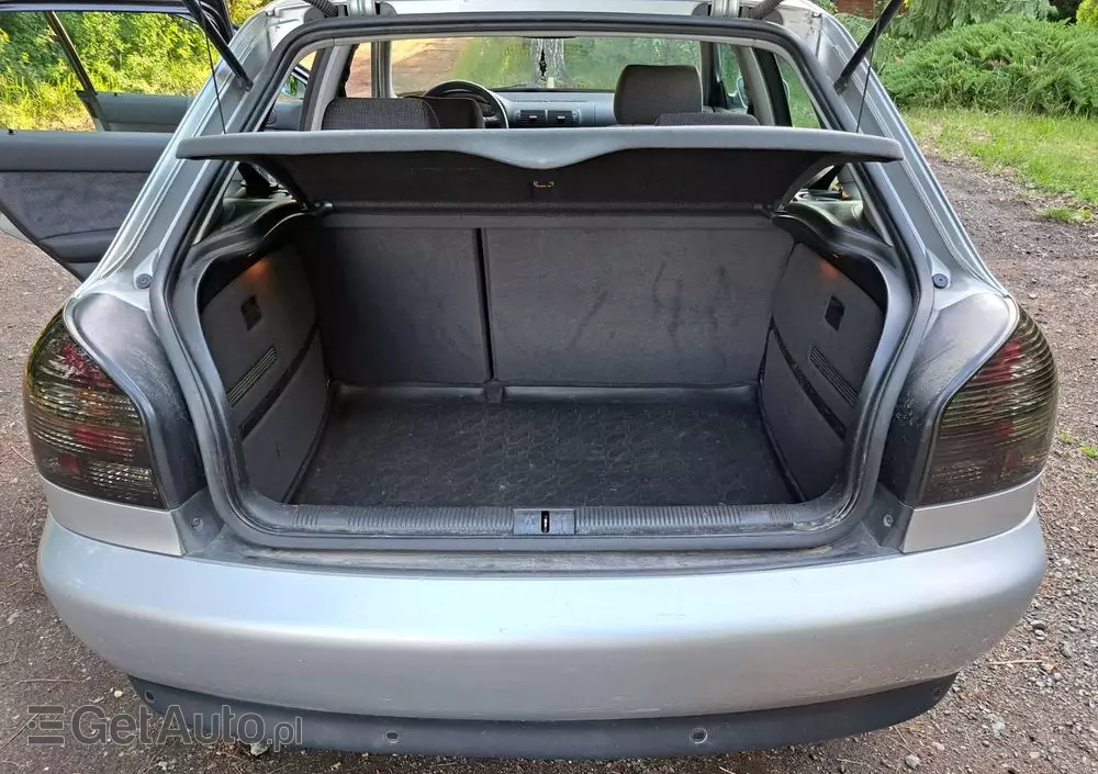 AUDI A3 1.6 Attraction