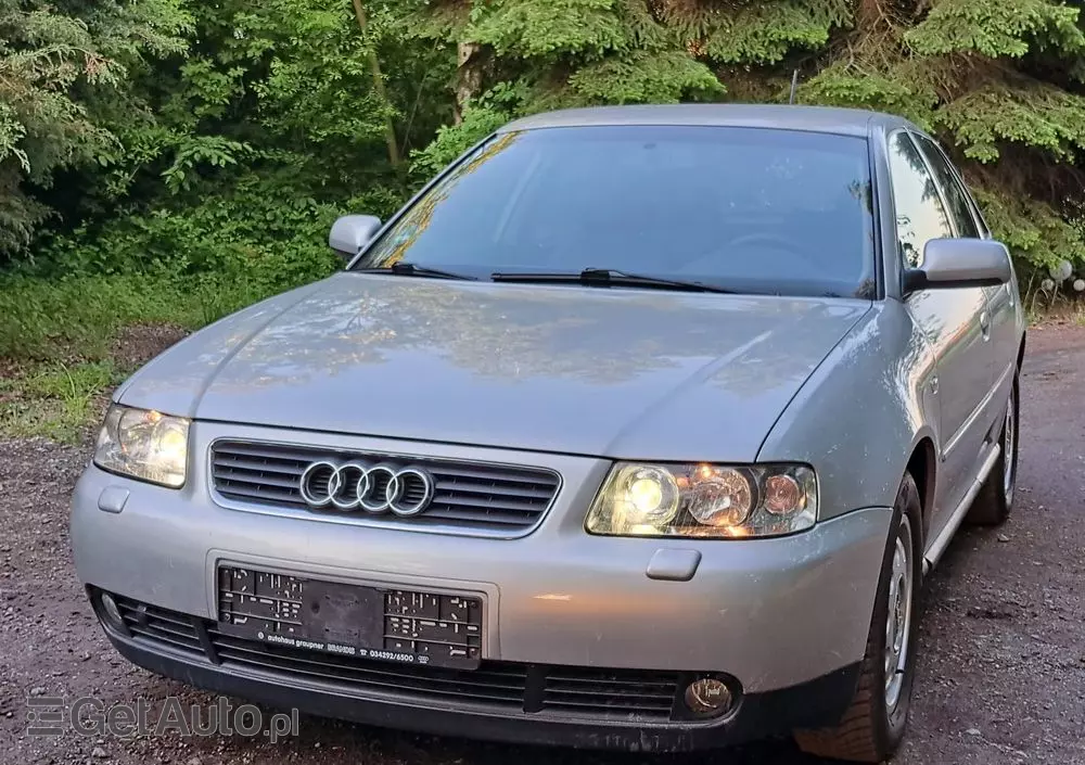 AUDI A3 1.6 Attraction