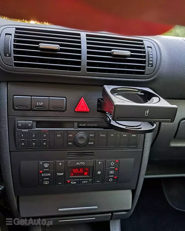 AUDI A3 1.6 Attraction