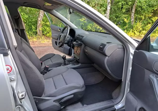 AUDI A3 1.6 Attraction