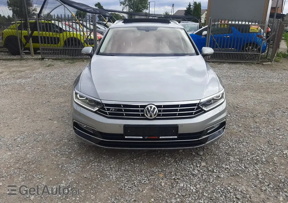 VOLKSWAGEN Passat 1.6 TDI (BlueMotion Technology) DSG Comfortline