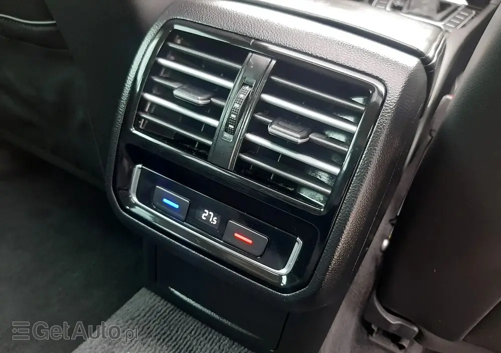 VOLKSWAGEN Passat 1.6 TDI (BlueMotion Technology) DSG Comfortline