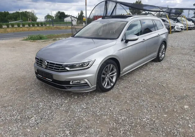VOLKSWAGEN Passat 1.6 TDI (BlueMotion Technology) DSG Comfortline