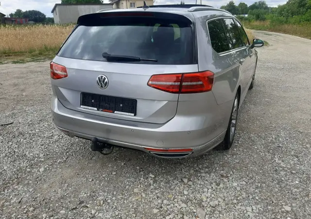 VOLKSWAGEN Passat 1.6 TDI (BlueMotion Technology) DSG Comfortline