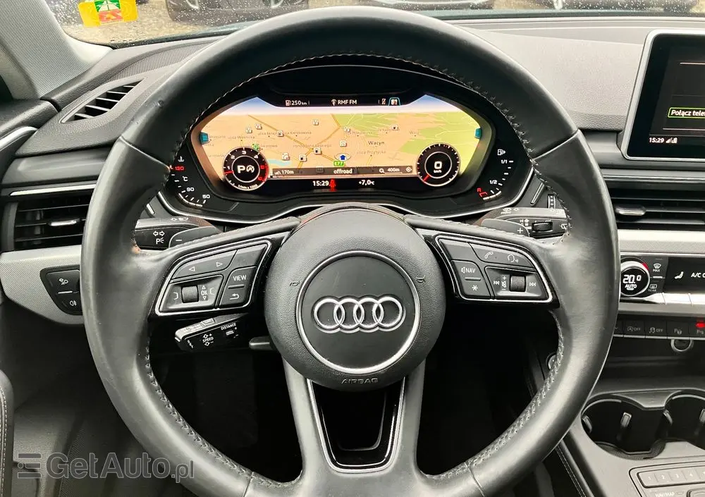 AUDI A4 