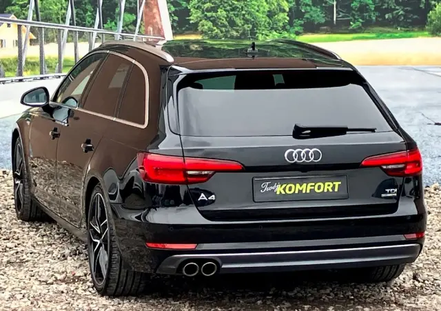 AUDI A4 