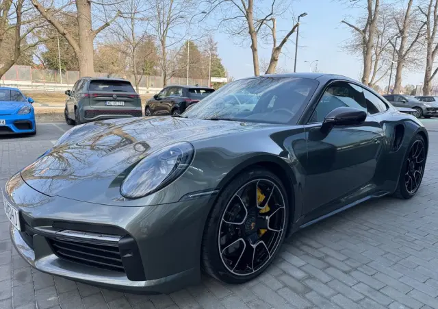 PORSCHE 911 Turbo S