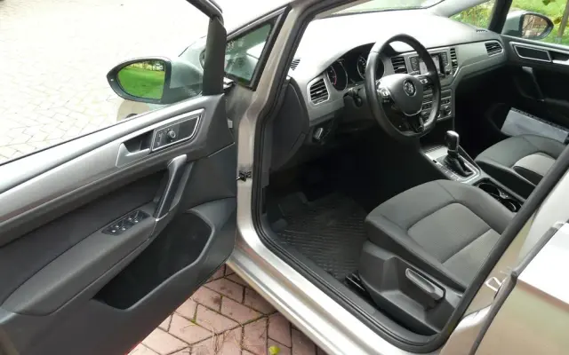 VOLKSWAGEN Golf Sportsvan 1.4 TSI (BlueMotion Technology) DSG Comfortline
