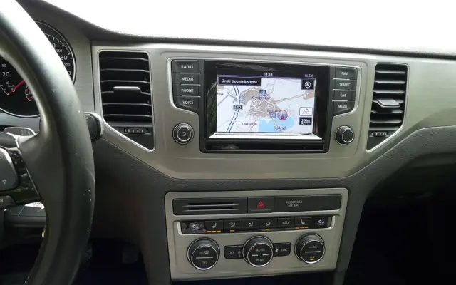 VOLKSWAGEN Golf Sportsvan 1.4 TSI (BlueMotion Technology) DSG Comfortline