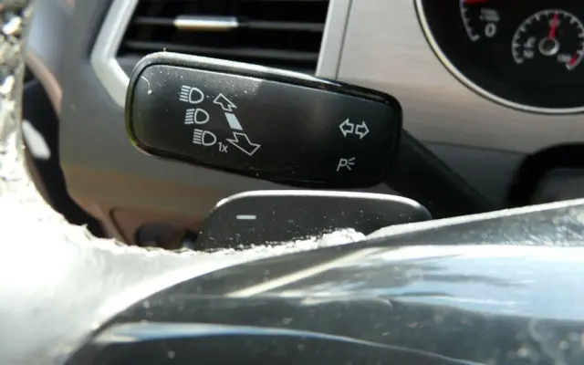 VOLKSWAGEN Golf Sportsvan 1.4 TSI (BlueMotion Technology) DSG Comfortline