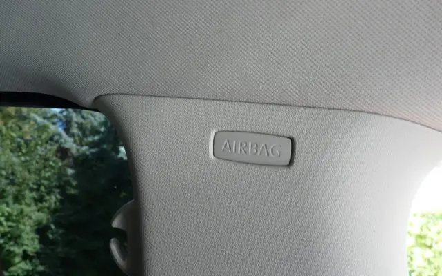 VOLKSWAGEN Golf Sportsvan 1.4 TSI (BlueMotion Technology) DSG Comfortline