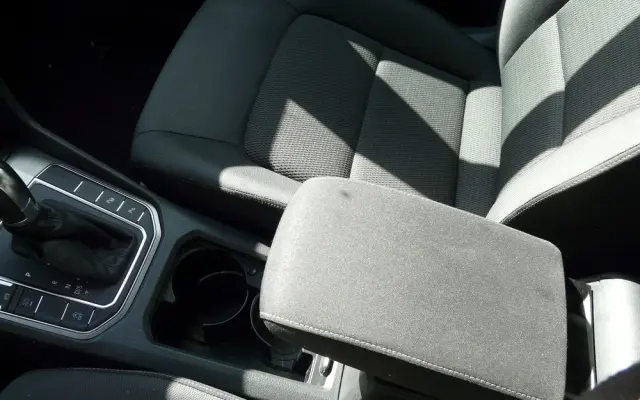 VOLKSWAGEN Golf Sportsvan 1.4 TSI (BlueMotion Technology) DSG Comfortline