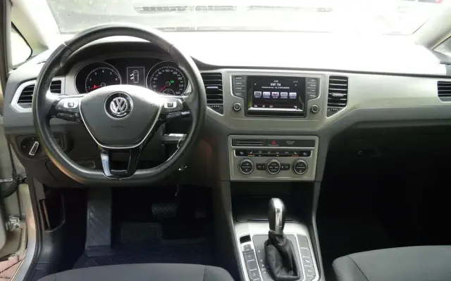 VOLKSWAGEN Golf Sportsvan 1.4 TSI (BlueMotion Technology) DSG Comfortline