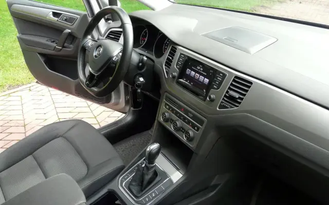 VOLKSWAGEN Golf Sportsvan 1.4 TSI (BlueMotion Technology) DSG Comfortline