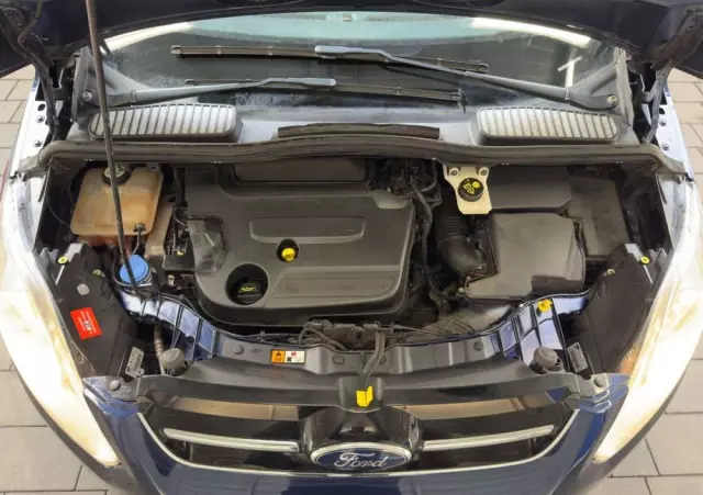 FORD Grand C-MAX 2.0 TDCi Titanium