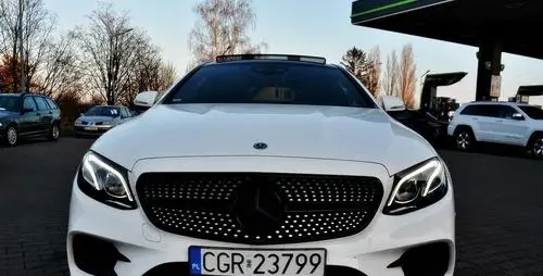 MERCEDES-BENZ Klasa E 