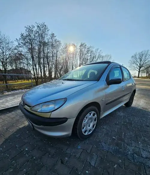 PEUGEOT 206 