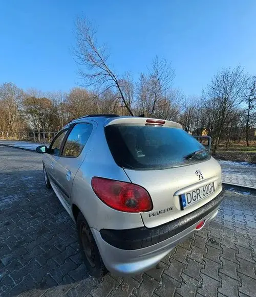 PEUGEOT 206 