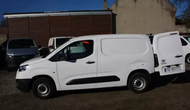 TOYOTA Proace 