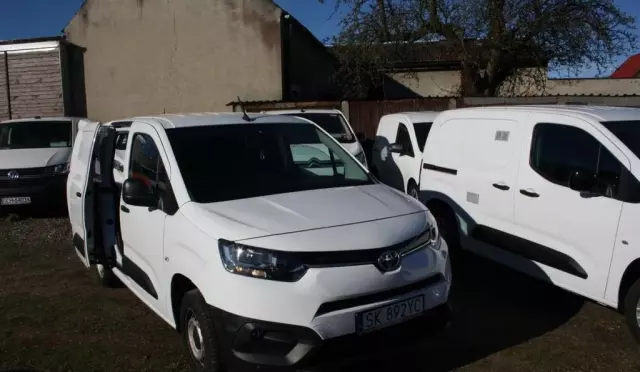 TOYOTA Proace 