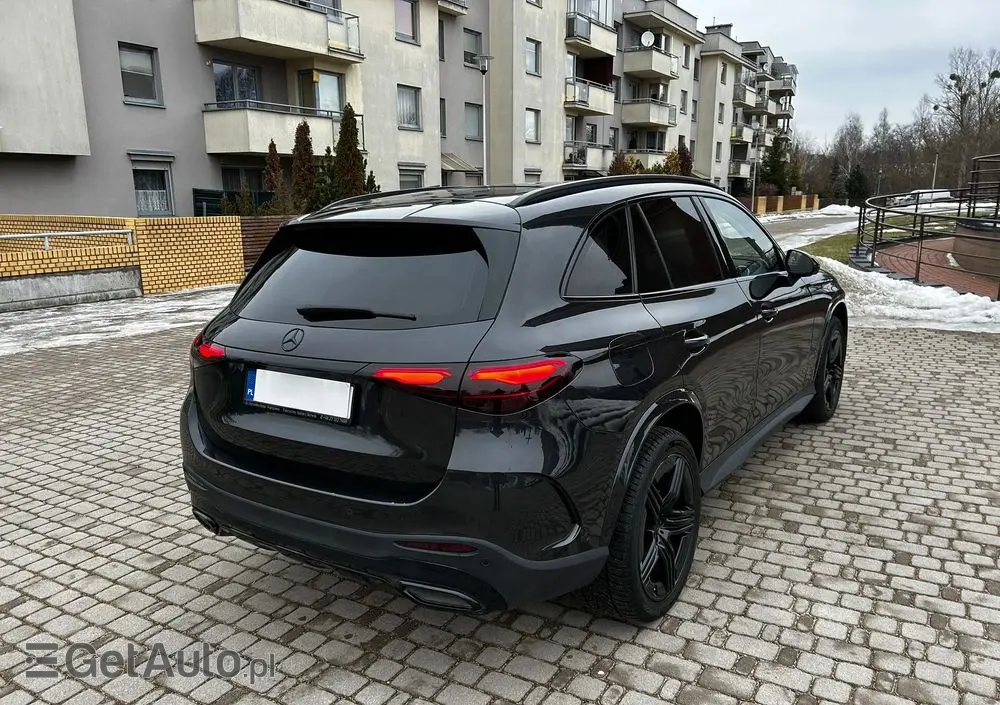 MERCEDES-BENZ GLC 300 e 4-Matic AMG Line