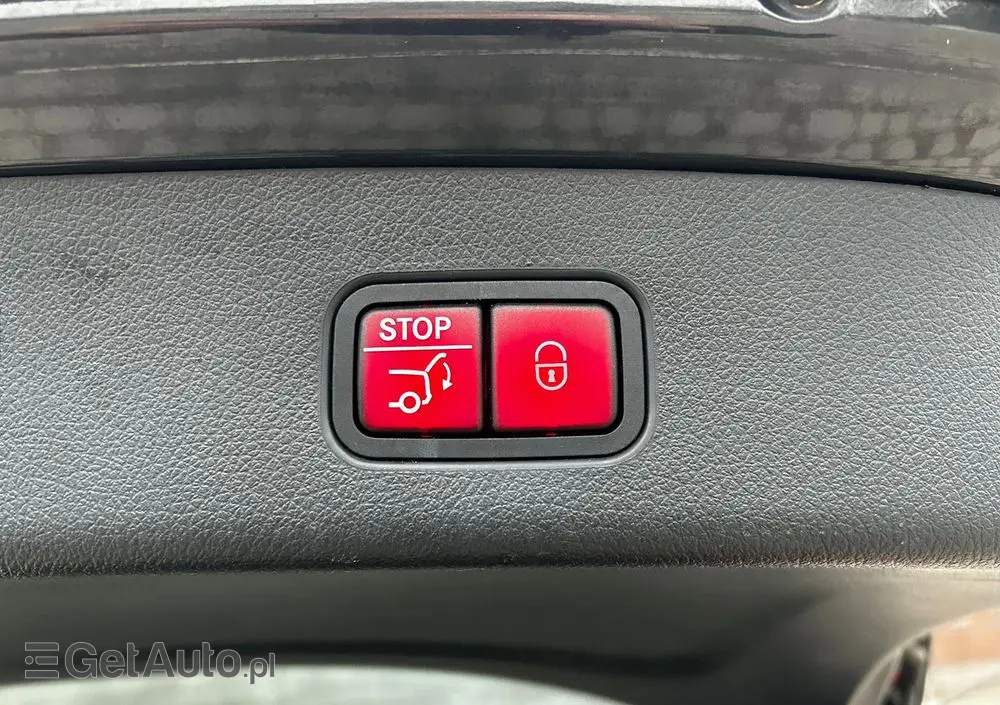 MERCEDES-BENZ GLC 300 e 4-Matic AMG Line