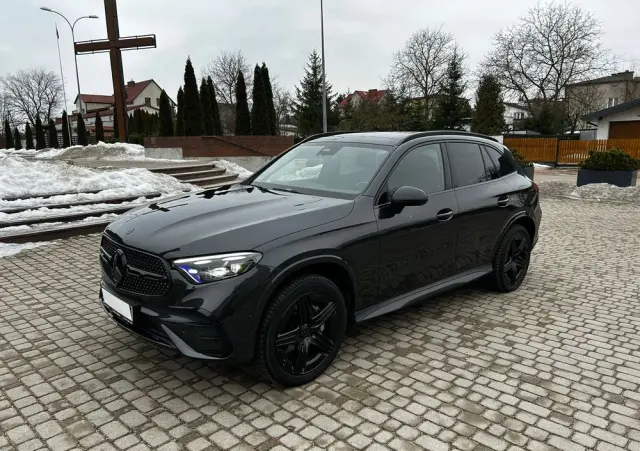 MERCEDES-BENZ GLC 300 e 4-Matic AMG Line