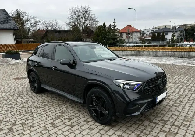 MERCEDES-BENZ GLC 300 e 4-Matic AMG Line
