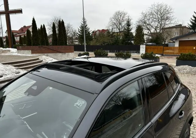 MERCEDES-BENZ GLC 300 e 4-Matic AMG Line