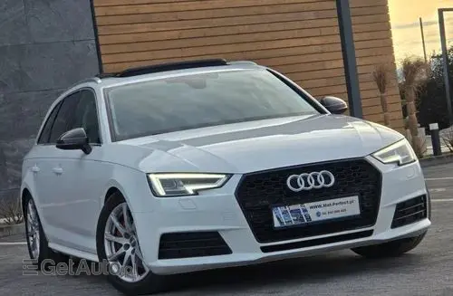 AUDI A4 