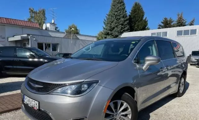CHRYSLER Pacifica 
