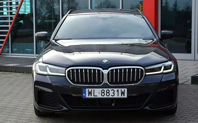 BMW Seria 5 520d xDrive M Sport sport