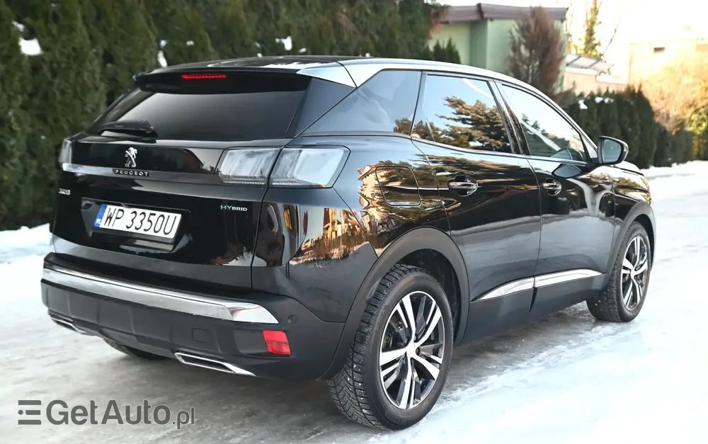 PEUGEOT 3008 225 e-EAT8 Allure