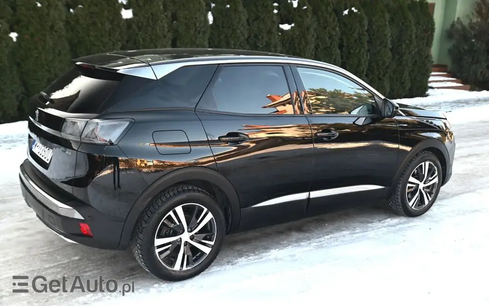 PEUGEOT 3008 225 e-EAT8 Allure