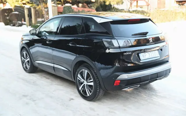 PEUGEOT 3008 225 e-EAT8 Allure