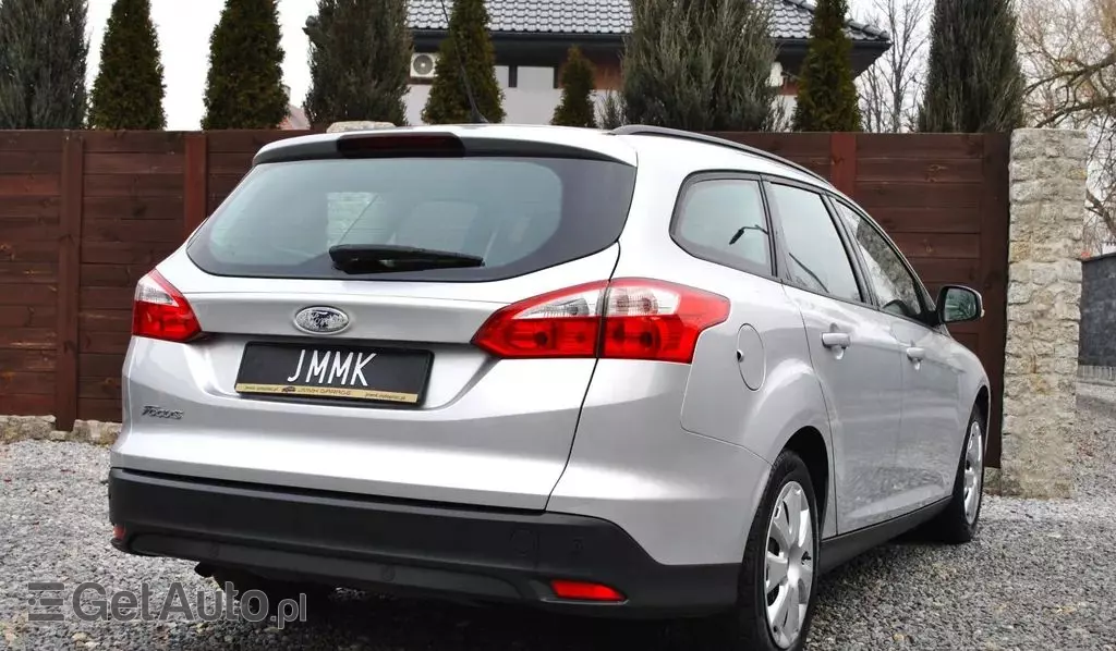 FORD Focus 1.6 Ti-VCT (105 KM)