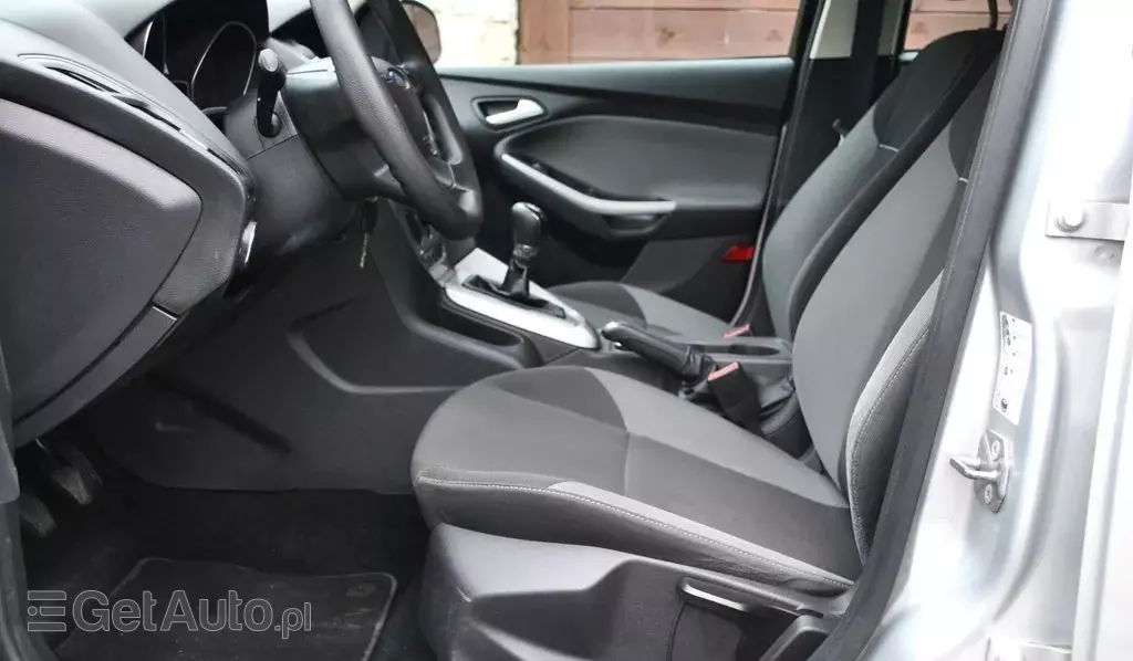 FORD Focus 1.6 Ti-VCT (105 KM)