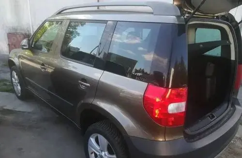 SKODA Yeti 