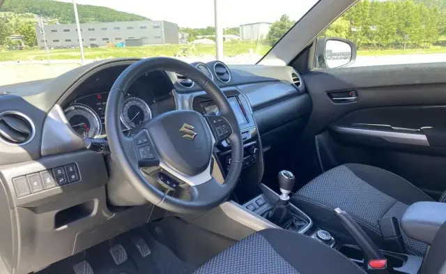 SUZUKI Vitara 