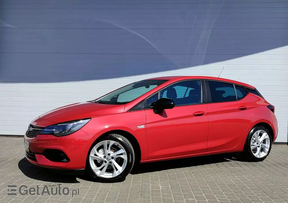 OPEL Astra 1.2 Turbo Elegance