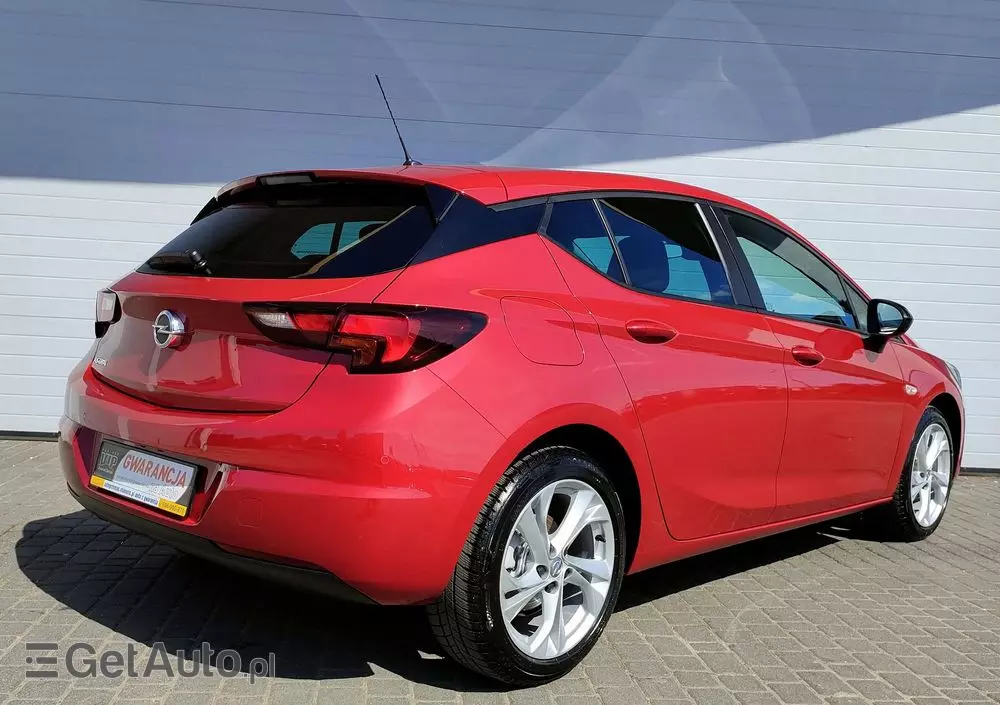 OPEL Astra 1.2 Turbo Elegance