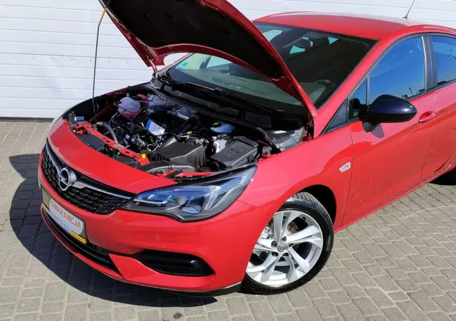 OPEL Astra 1.2 Turbo Elegance