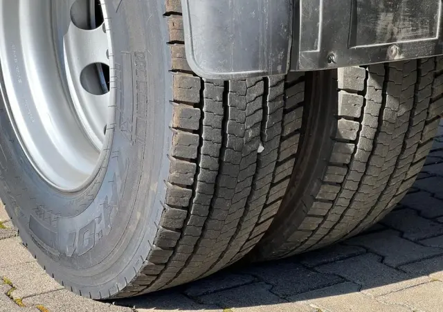 MAN 18.240 TGM wywrotka 3-str. z HDS HIAB 099, manual 