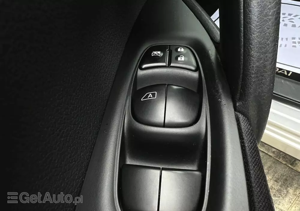 NISSAN Qashqai 1.6 DIG-T Visia