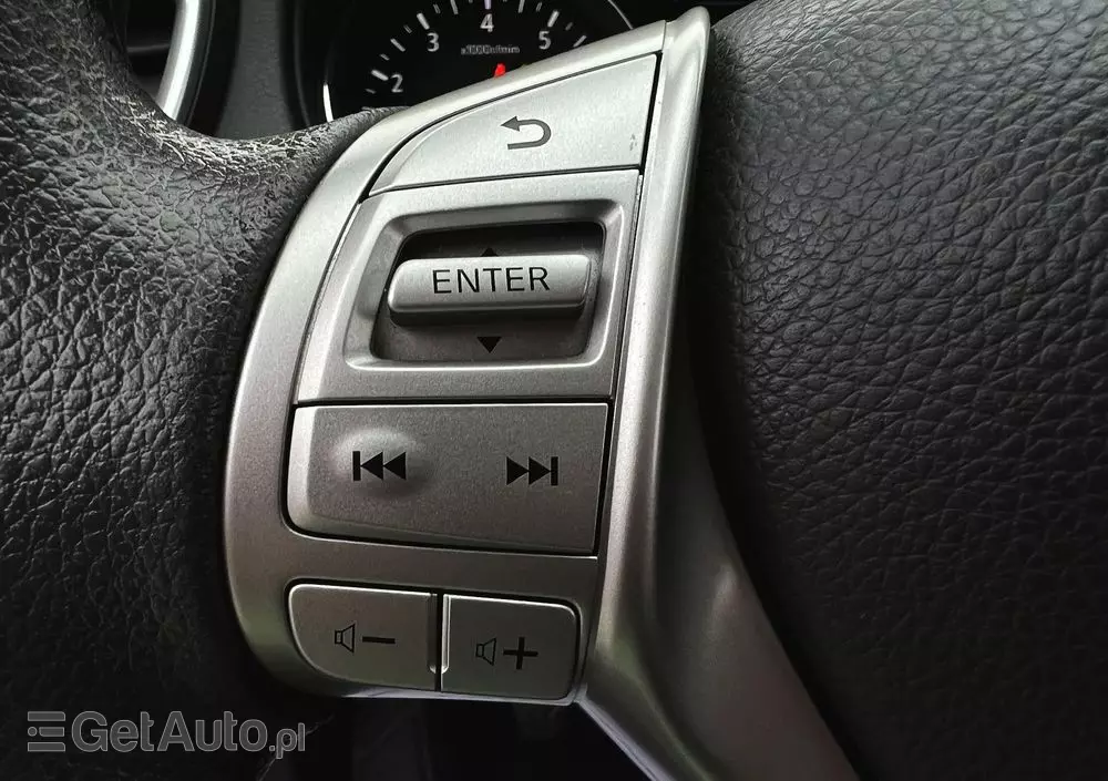 NISSAN Qashqai 1.6 DIG-T Visia