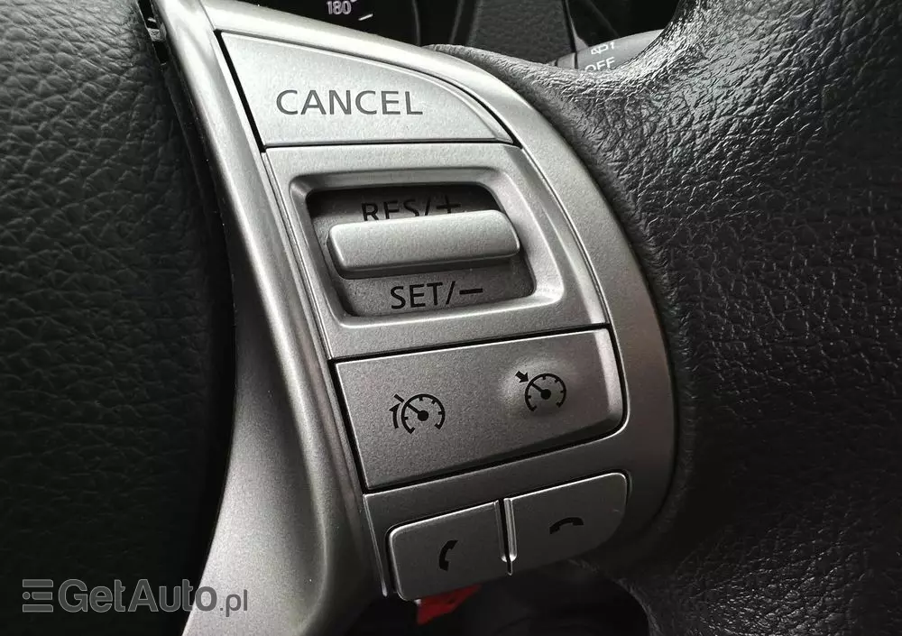 NISSAN Qashqai 1.6 DIG-T Visia