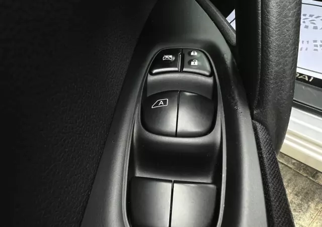 NISSAN Qashqai 1.6 DIG-T Visia