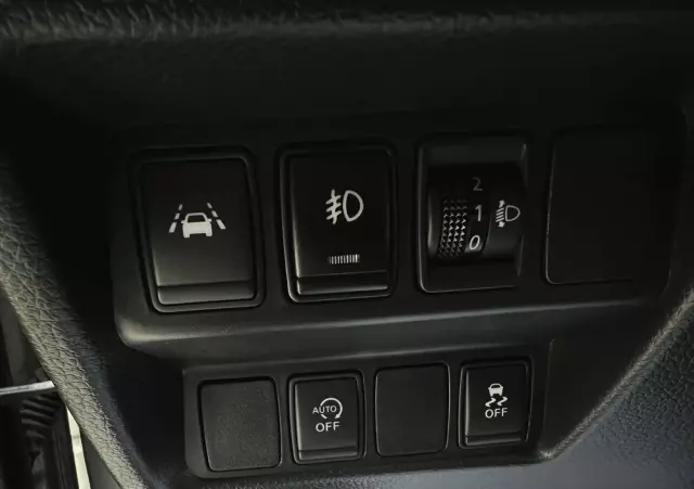 NISSAN Qashqai 1.6 DIG-T Visia