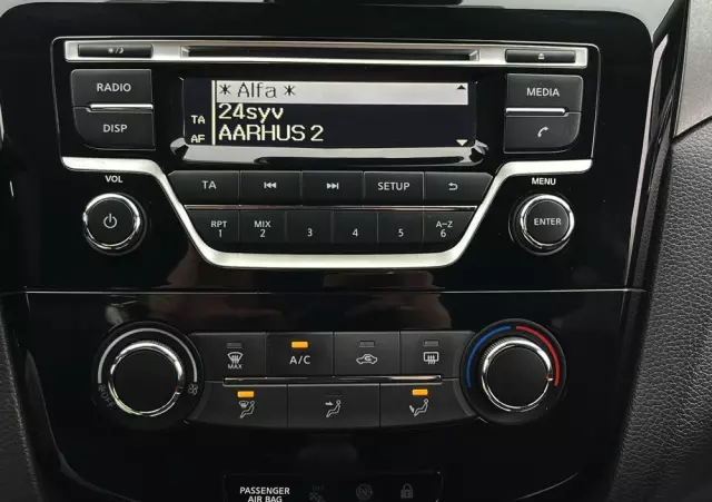 NISSAN Qashqai 1.6 DIG-T Visia